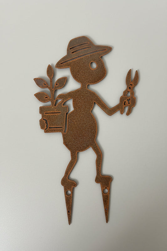 Myra No. 18 - The Gardener Platinum